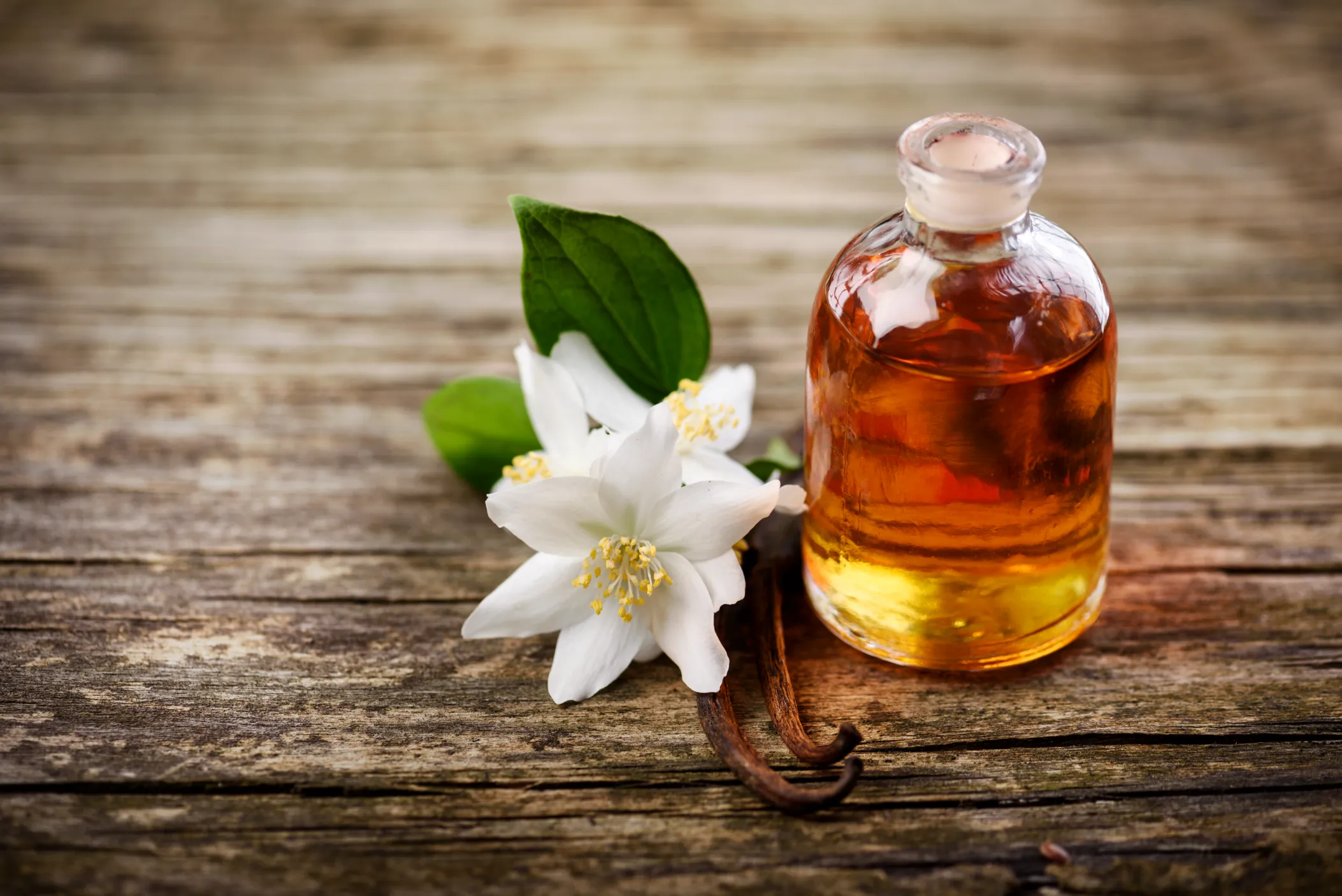 massage-oil-2021-08-26-16-00-35-utc